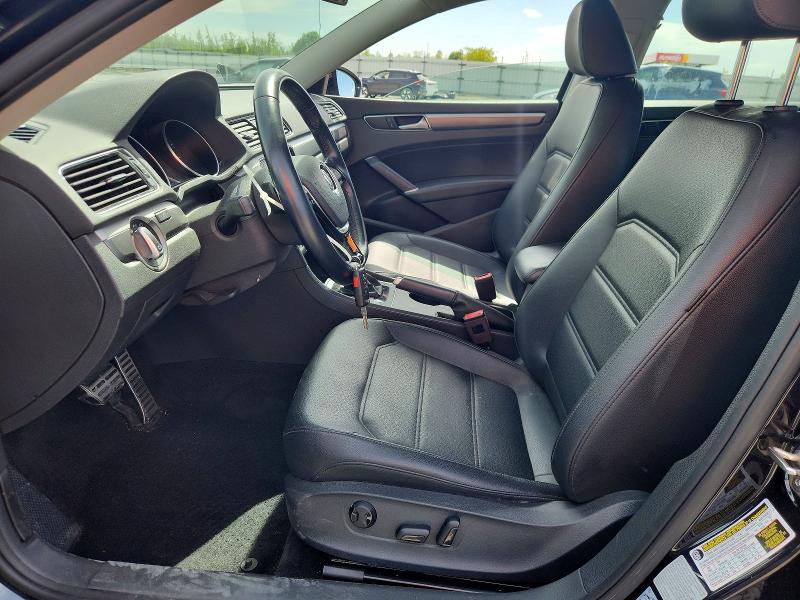 Продажа на аукционе авто 2018 Volkswagen Passat, vin: 1VWAA7A33JC009890, номер лота: 49893256