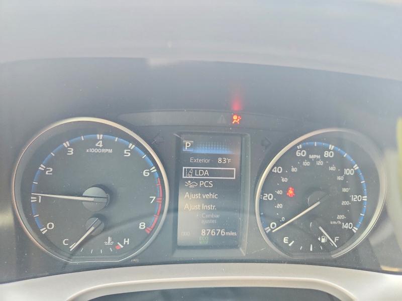 Aukcja sprzedaży 2018 Toyota Rav4, vin: JTMZFREV9JJ158492, numer aukcji: 48504516