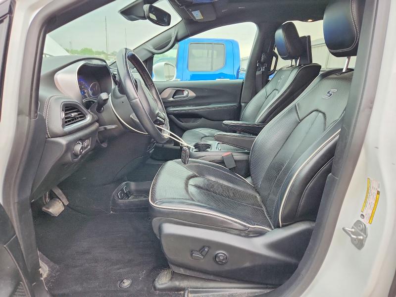 Продажа на аукционе авто 2018 Chrysler Pacifica, vin: 2C4RC1GG8JR261911, номер лота: 51683366