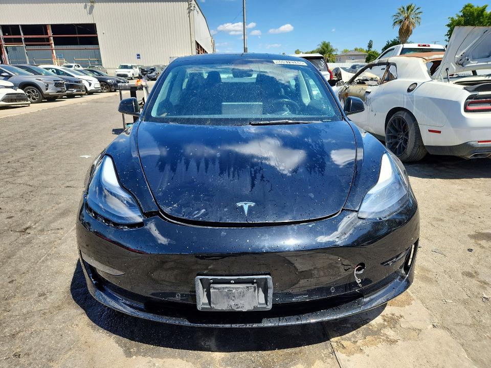 50973286 :رقم المزاد ، 5YJ3E1EA2NF285766 vin ، 2022 Tesla Model 3 مزاد بيع