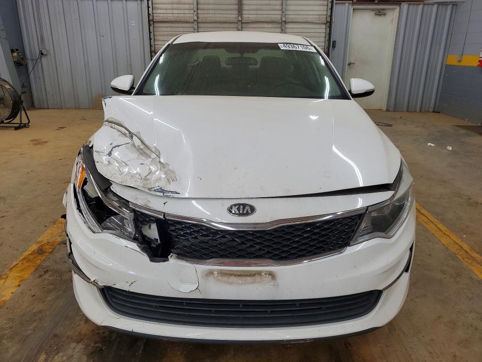 2018 Kia Optima მანქანა იყიდება აუქციონზე, vin: 5XXGT4L35JG182877, აუქციონის ნომერი: 49367106