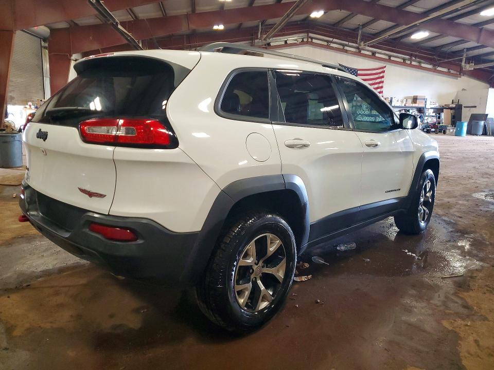 2015 Jeep Cherokee მანქანა იყიდება აუქციონზე, vin: 1C4PJMBS3FW786822, აუქციონის ნომერი: 51357616