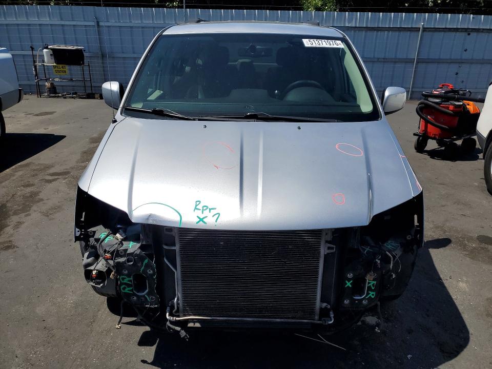 51371976 :رقم المزاد ، 2C4RC1BG1CR212687 vin ، 2012 Chrysler Town & Country مزاد بيع