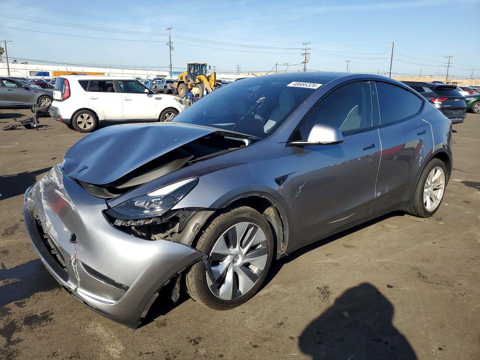 48666326 :رقم المزاد ، 7SAYGDEEXRA290000 vin ، 2024 Tesla Model Y مزاد بيع