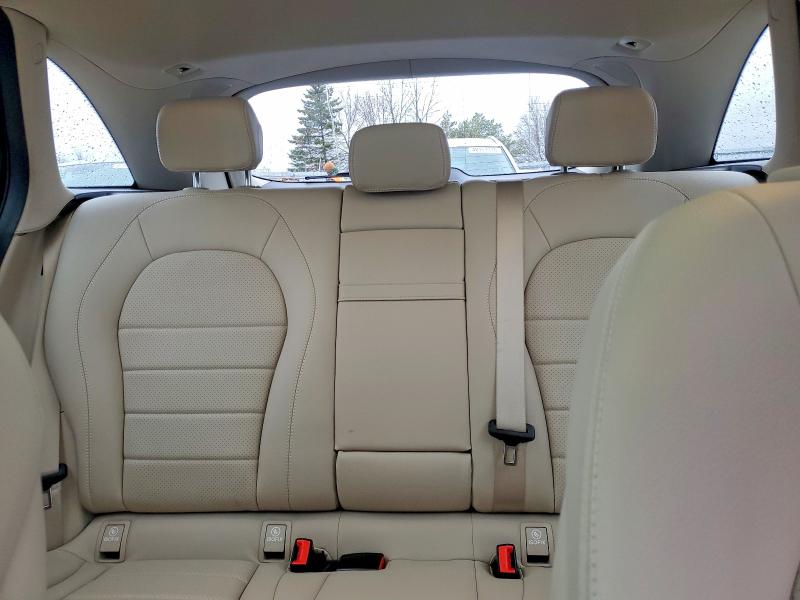 48151456 :رقم المزاد ، W1N0G8EB5MF893055 vin ، 2021 Mercedes-benz Glc مزاد بيع