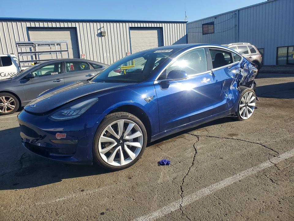 47959616 :رقم المزاد ، 5YJ3E1EB8LF746748 vin ، 2020 Tesla Model 3 مزاد بيع