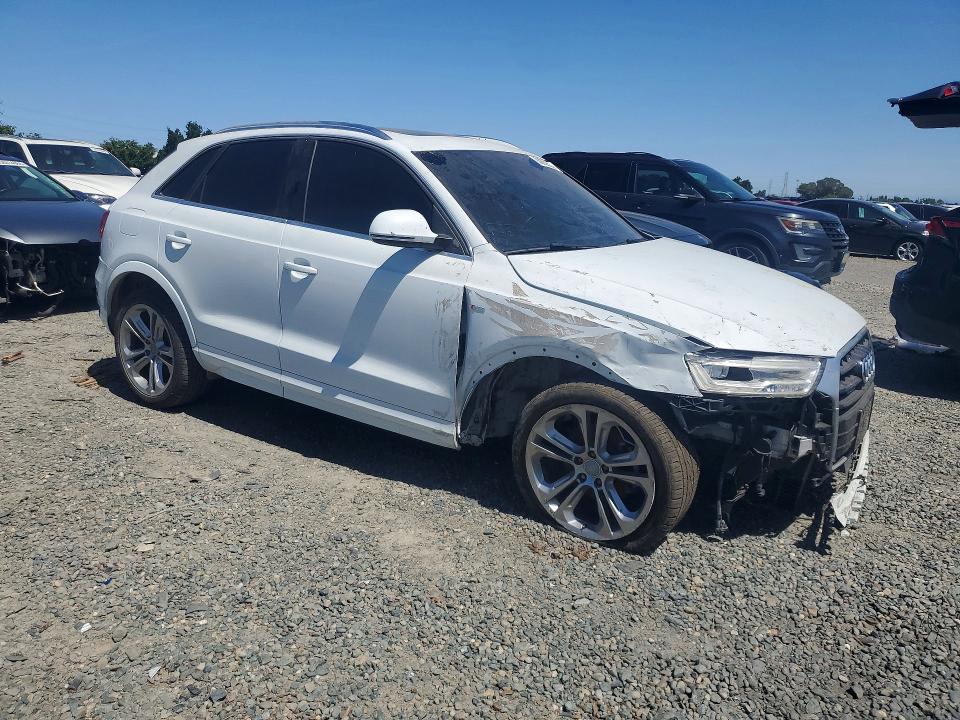 2016 Audi Q3 მანქანა იყიდება აუქციონზე, vin: WA1GFCFSXGR004015, აუქციონის ნომერი: 50359506