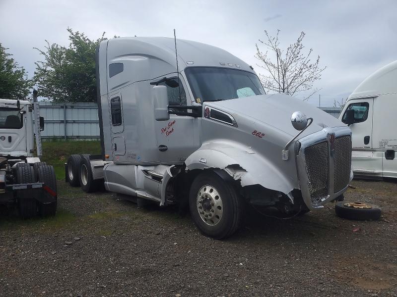 49430406 :رقم المزاد ، 1XKYDP9X8EJ417842 vin ، 2014 Kenworth T680 مزاد بيع