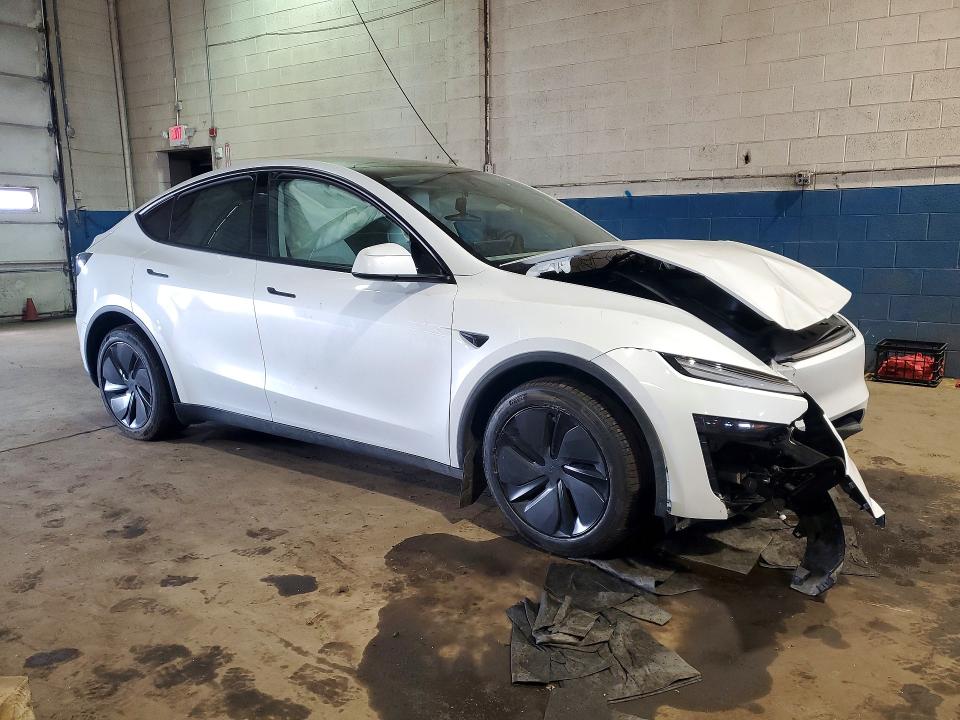 49671276 :رقم المزاد ، 7SAYGDEE2TA584692 vin ، 2026 Tesla Model Y مزاد بيع