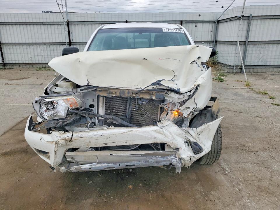 2015 Toyota Tacoma მანქანა იყიდება აუქციონზე, vin: 5TFTX4CN7FX050918, აუქციონის ნომერი: 47663476