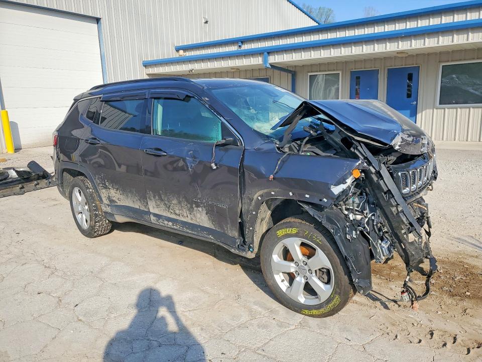 2018 Jeep Compass მანქანა იყიდება აუქციონზე, vin: 3C4NJDBB4JT359705, აუქციონის ნომერი: 49408226