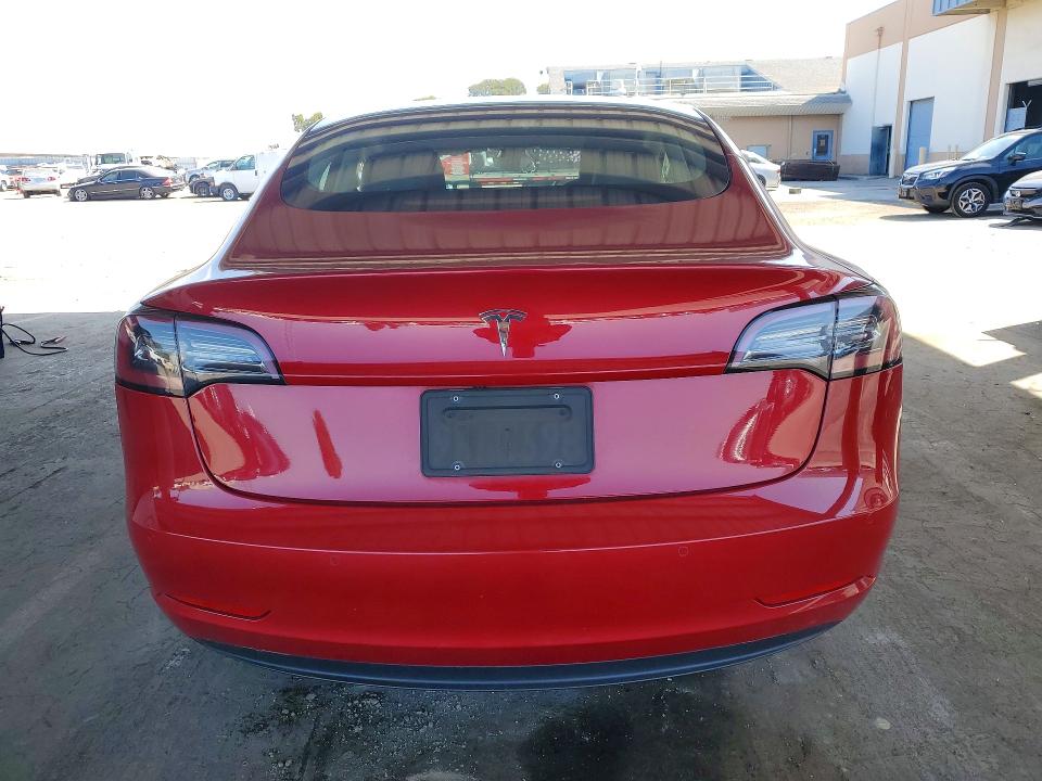 51784016 :رقم المزاد ، 5YJ3E1EA6NF304643 vin ، 2022 Tesla Model 3 مزاد بيع