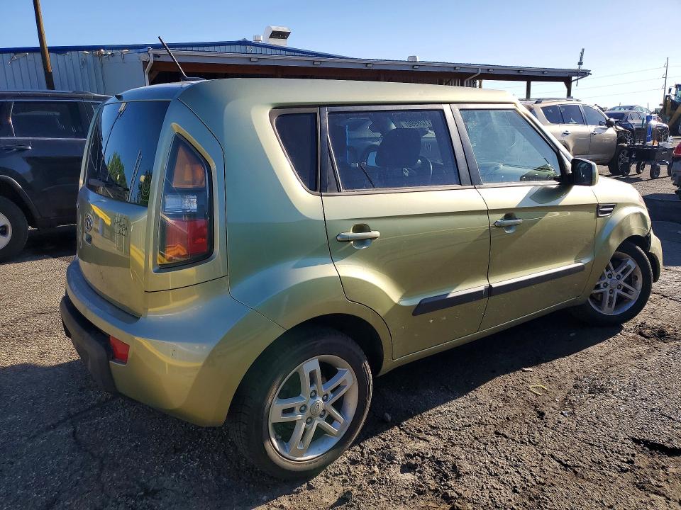 51128996 :رقم المزاد ، KNDJT2A20B7238464 vin ، 2011 Kia Soul مزاد بيع