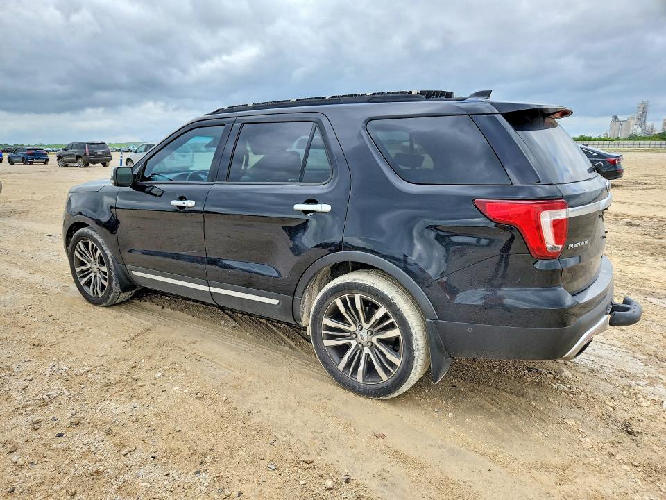 50936136 :رقم المزاد ، 1FM5K8HTXHGC04901 vin ، 2017 Ford Explorer مزاد بيع