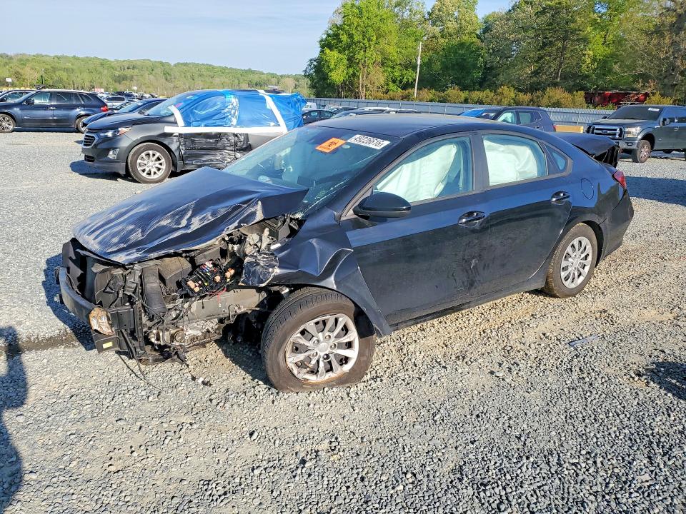 49226616 :رقم المزاد ، 3KPF24AD0NE499359 vin ، 2022 Kia Forte مزاد بيع