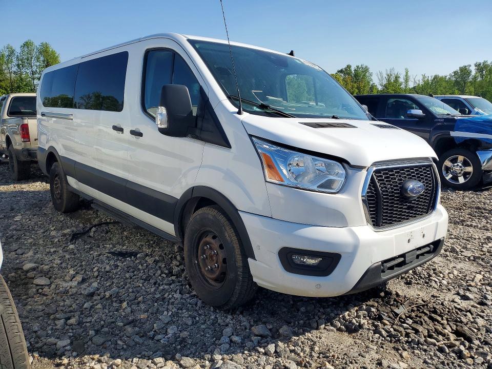 49537446 :رقم المزاد ، 1FBAX2Y81MKA15420 vin ، 2021 Ford Transit مزاد بيع