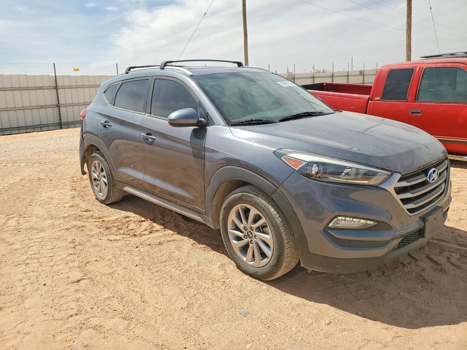 2018 Hyundai Tucson მანქანა იყიდება აუქციონზე, vin: KM8J33A45JU635557, აუქციონის ნომერი: 50988156