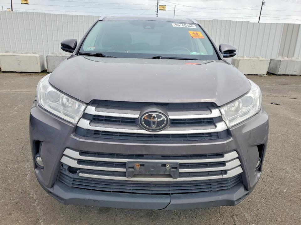 50766466 :رقم المزاد ، 5TDJZRFHXKS953407 vin ، 2019 Toyota Highlander مزاد بيع