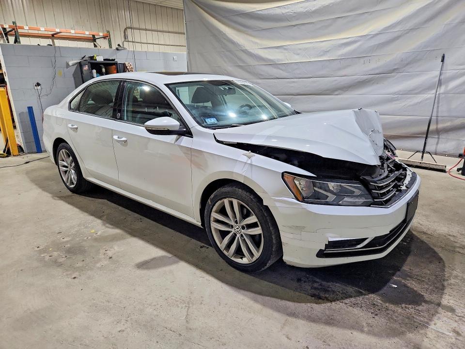 2019 Volkswagen Passat მანქანა იყიდება აუქციონზე, vin: 1VWLA7A31KC006013, აუქციონის ნომერი: 49564926