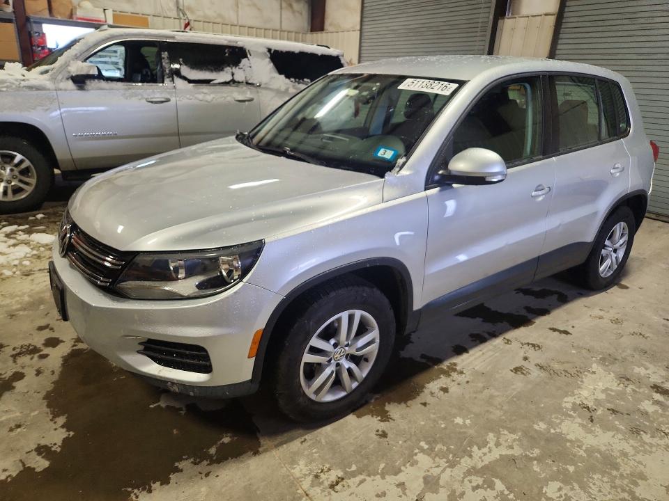 51138216 :رقم المزاد ، WVGBV3AX3EW547643 vin ، 2014 Volkswagen Tiguan مزاد بيع