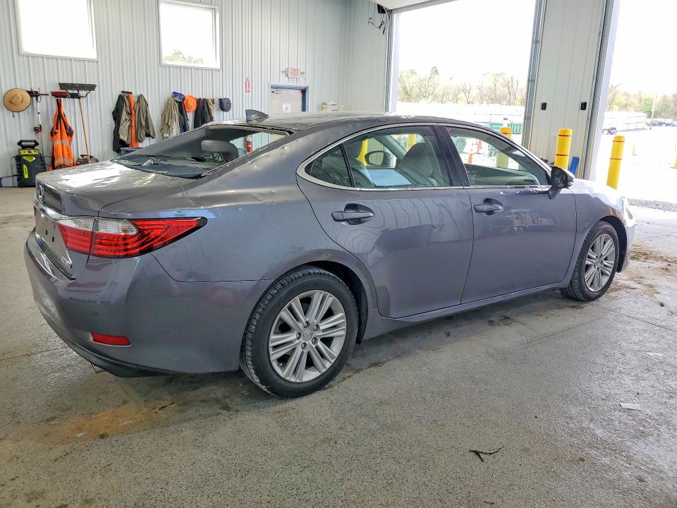 Aukcja sprzedaży 2015 Lexus Es, vin: JTHBK1GG4F2205201, numer aukcji: 50738666