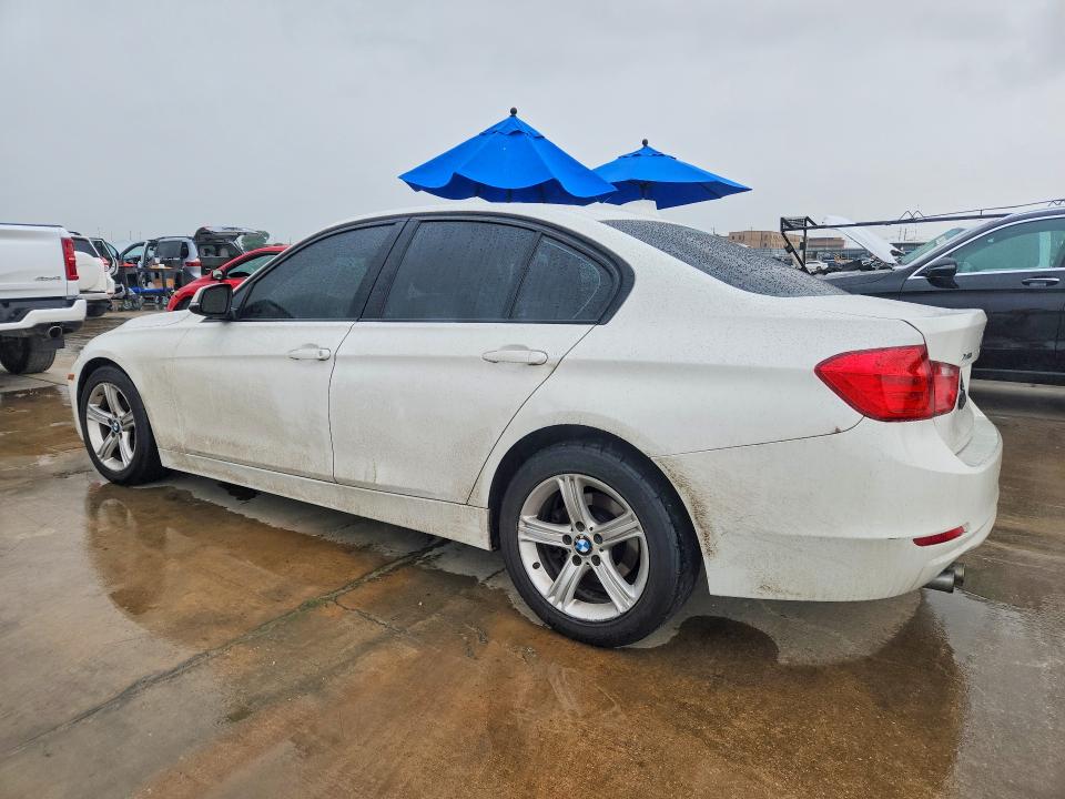 52083406 :رقم المزاد ، WBA3B5G51FNS16213 vin ، 2015 Bmw 328 مزاد بيع