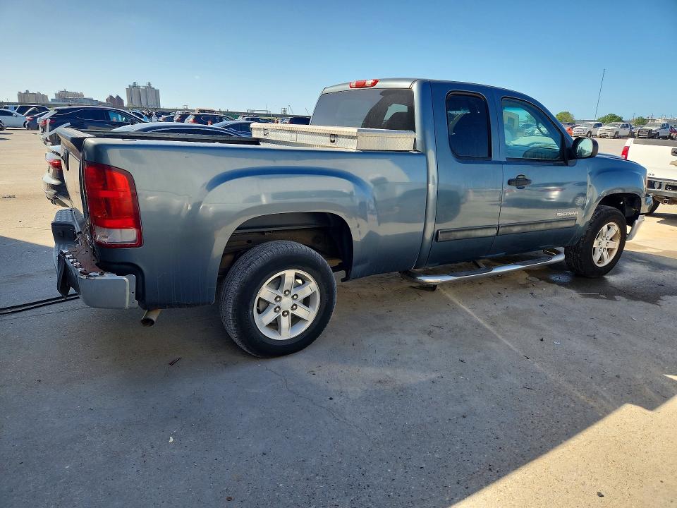 49586076 :رقم المزاد ، 1GTR1VE08DZ281282 vin ، 2013 Gmc Sierra مزاد بيع