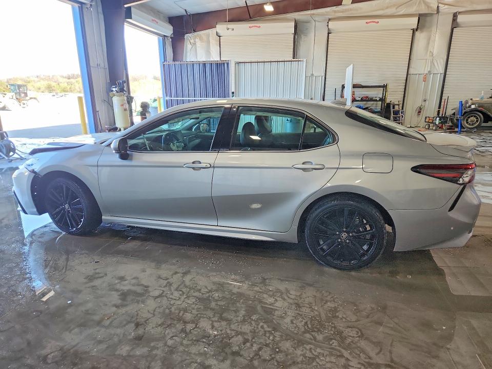 48666976 :رقم المزاد ، 4T1K61AK3RU225656 vin ، 2024 Toyota Camry مزاد بيع