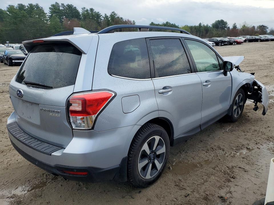 Продажа на аукционе авто 2017 Subaru Forester, vin: JF2SJARC1HH515807, номер лота: 50417116