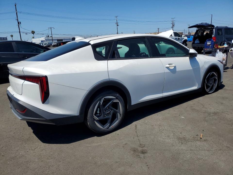 Продаж на аукціоні авто 2025 Kia K4, vin: 3KPFU4DE4SE230257, номер лоту: 51905646