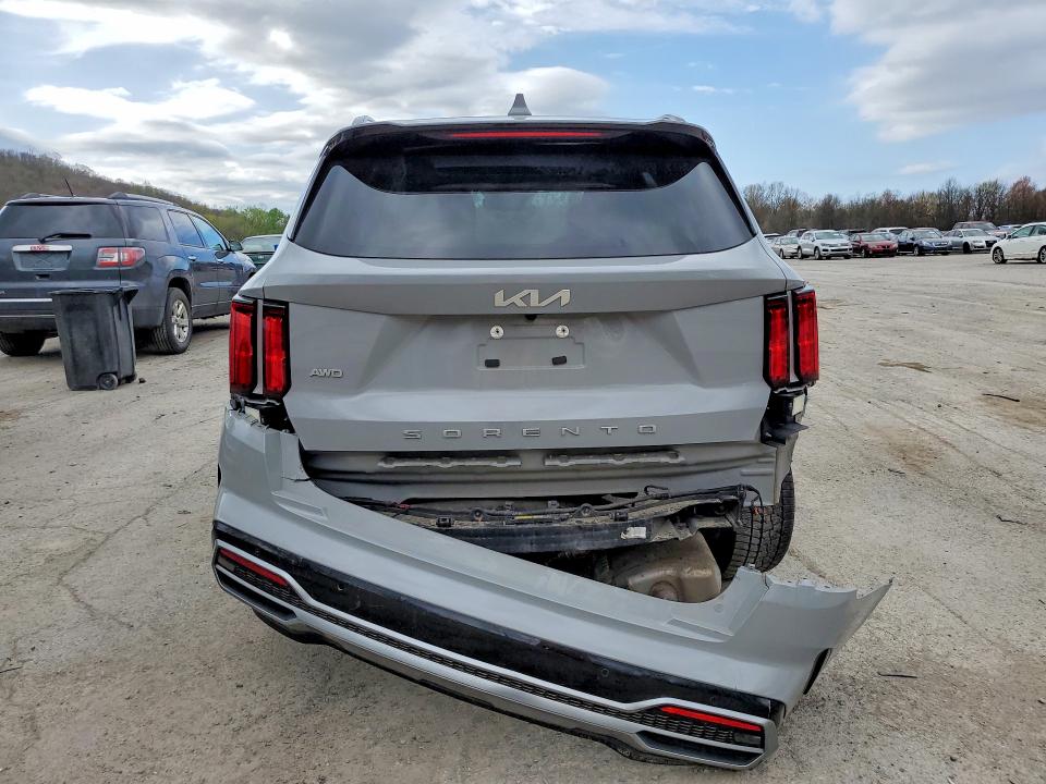 Продажа на аукционе авто 2022 Kia Sorento, vin: 5XYRKDLF6NG129967, номер лота: 49822576