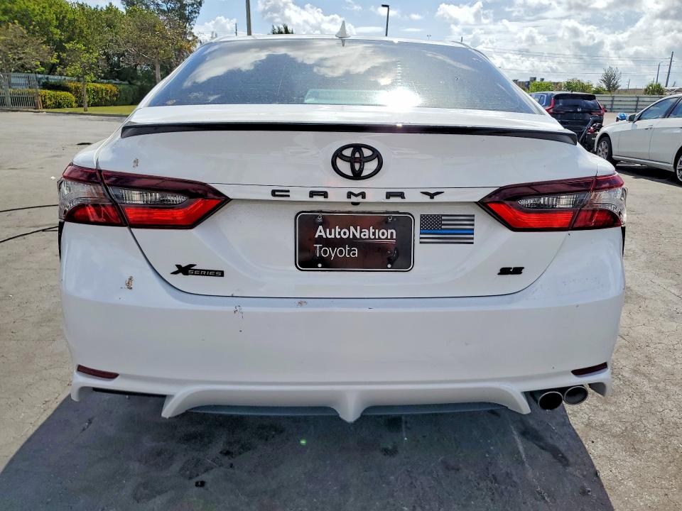 51069636 :رقم المزاد ، 4T1G11AK6PU838744 vin ، 2023 Toyota Camry مزاد بيع