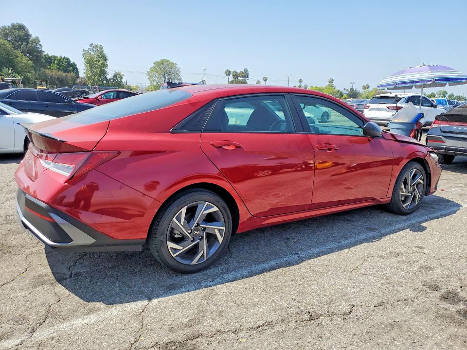 51993726 :رقم المزاد ، KMHLM4DG5SU869281 vin ، 2025 Hyundai Elantra مزاد بيع