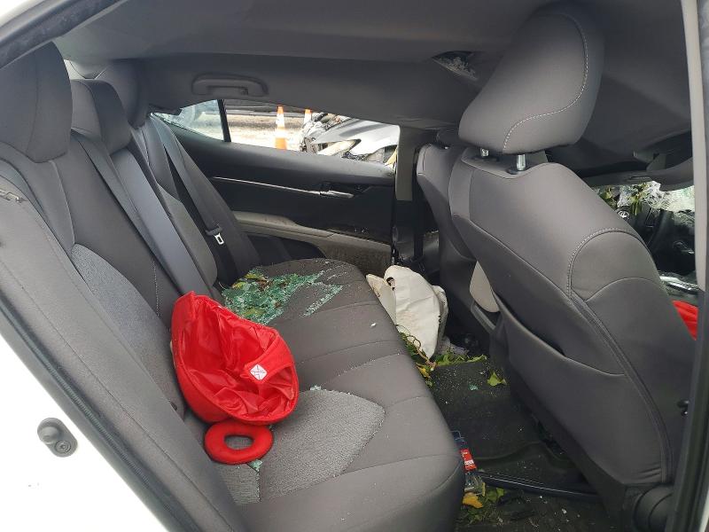 51828766 :رقم المزاد ، 4T1C11BKXPU092618 vin ، 2023 Toyota Camry مزاد بيع