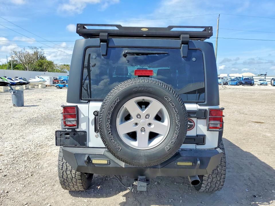 2018 Jeep Wrangler Unlimited მანქანა იყიდება აუქციონზე, vin: 1C4BJWDG1JL807059, აუქციონის ნომერი: 48641486