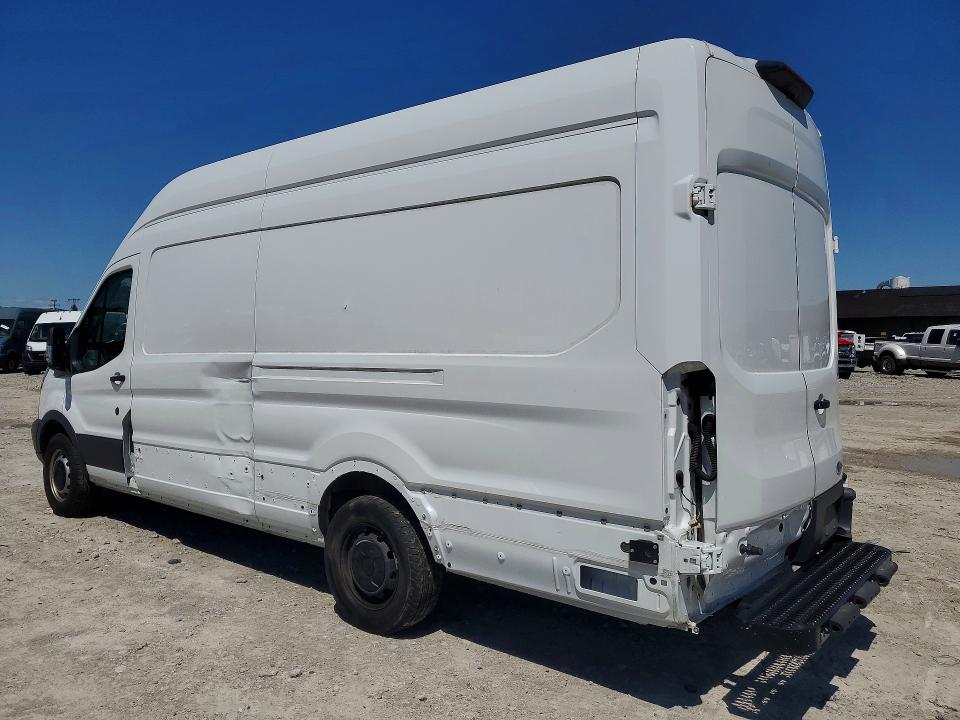 52139086 :رقم المزاد ، 1FTKR3XM9JKB52261 vin ، 2018 Ford Transit مزاد بيع