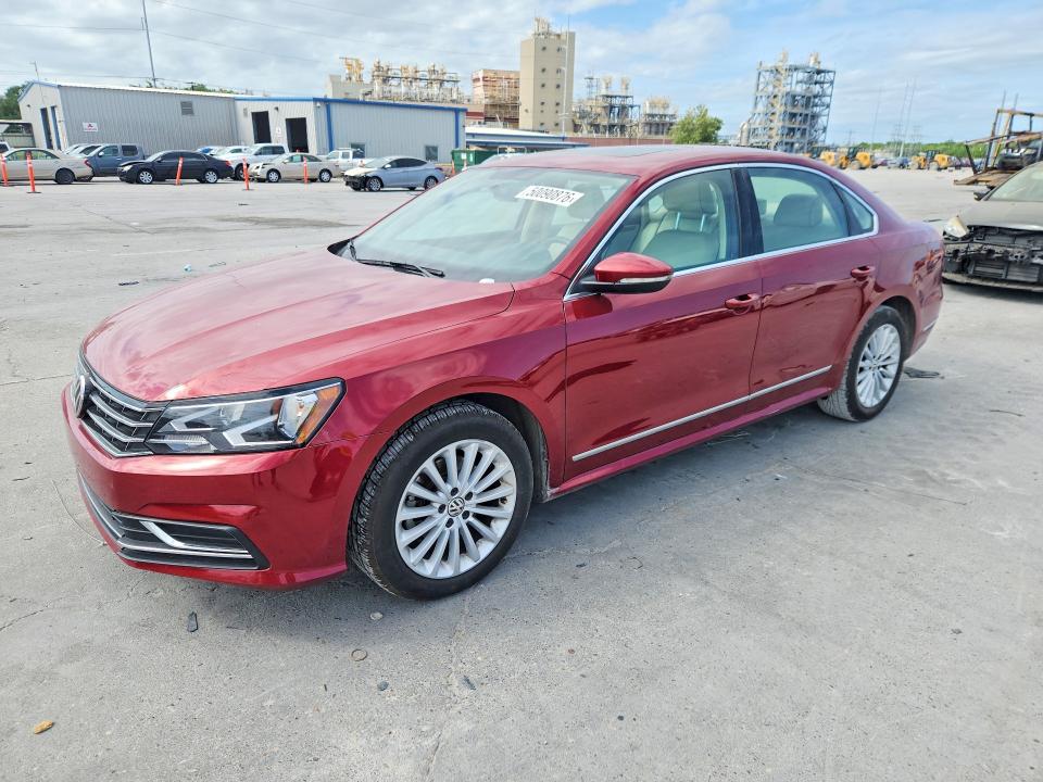 50090876 :رقم المزاد ، 1VWBT7A36HC054878 vin ، 2017 Volkswagen Passat مزاد بيع