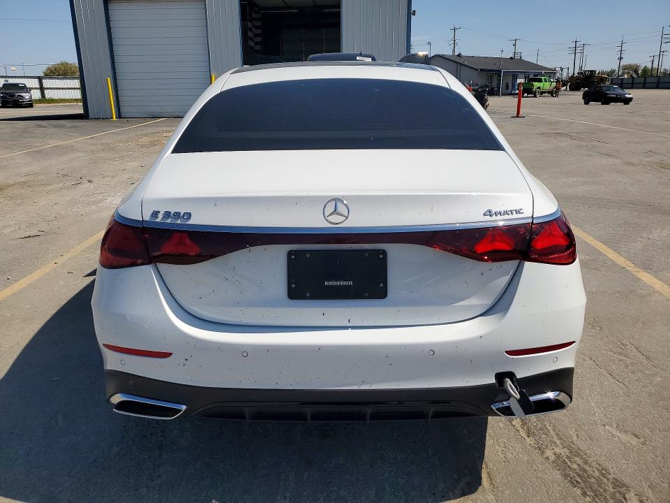 49638726 :رقم المزاد ، W1KLF4HB0SA114298 vin ، 2025 Mercedes-benz E مزاد بيع