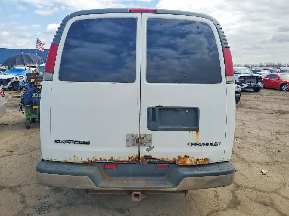 2002 Chevrolet Express G1500 მანქანა იყიდება აუქციონზე, vin: 1GCFG15R121183618, აუქციონის ნომერი: 49879606