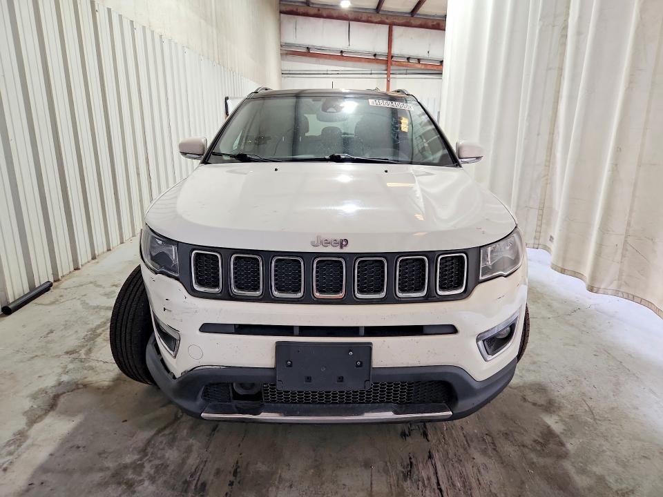48694066 :رقم المزاد ، 3C4NJDCB8MT586155 vin ، 2021 Jeep Compass مزاد بيع