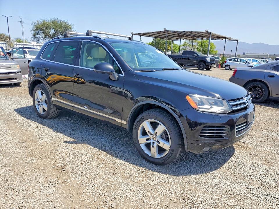 2013 Volkswagen Touareg მანქანა იყიდება აუქციონზე, vin: WVGEP9BP6DD000496, აუქციონის ნომერი: 50027746
