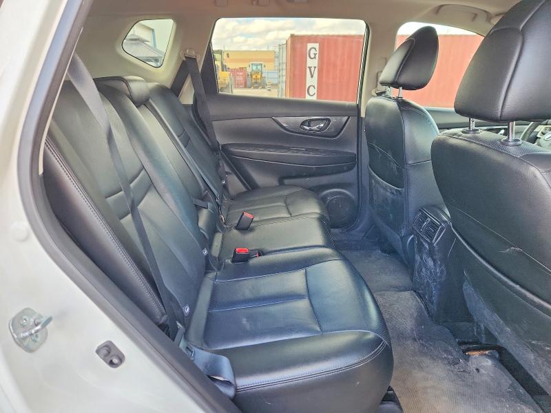 2015 Nissan Rogue მანქანა იყიდება აუქციონზე, vin: 5N1AT2MV8FC920586, აუქციონის ნომერი: 51544206