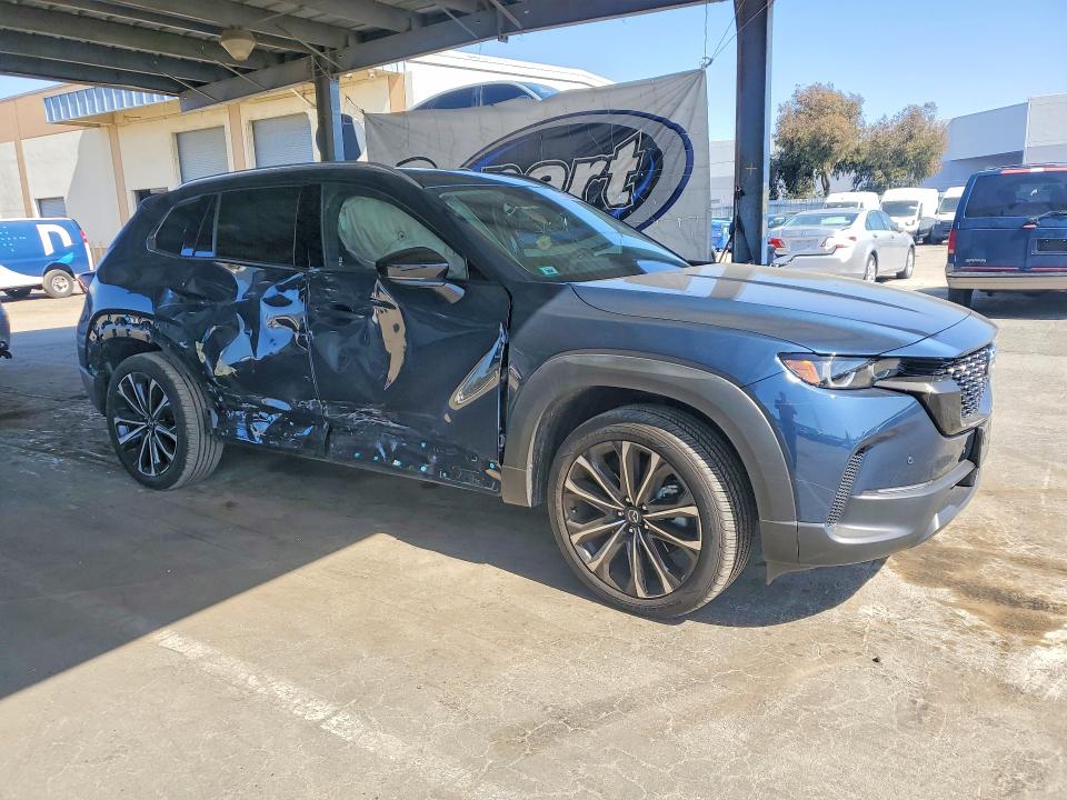 52036216 :رقم المزاد ، 7MMVABEM5SN317854 vin ، 2025 Mazda Cx-50 مزاد بيع