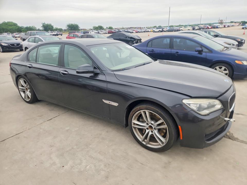 2013 Bmw 750 მანქანა იყიდება აუქციონზე, vin: WBAYF8C51DD140724, აუქციონის ნომერი: 51610406