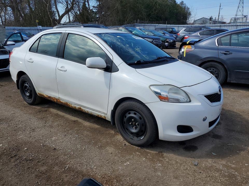 48645076 :رقم المزاد ، JTDBT4K39CL040160 vin ، 2012 Toyota Yaris مزاد بيع