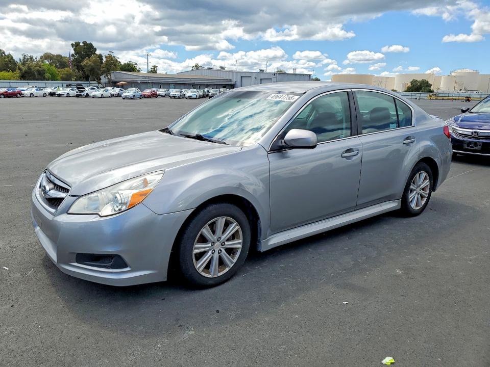 49641756 :رقم المزاد ، 4S3BMBF62B3244822 vin ، 2011 Subaru Legacy مزاد بيع