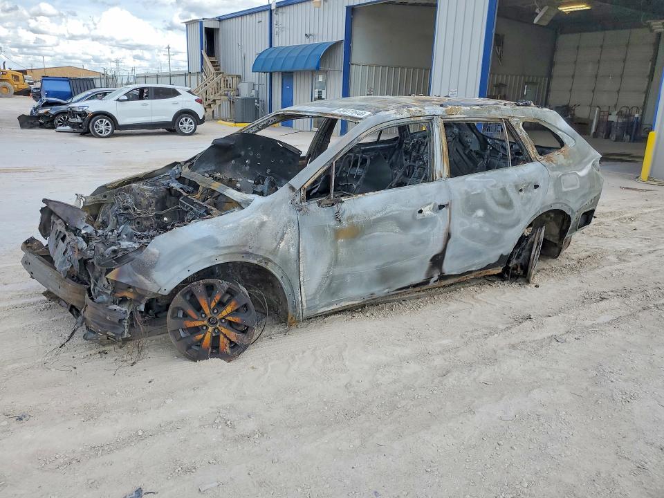 Продажа на аукционе авто 2020 Subaru Outback, vin: 4S4BTACC5L3256306, номер лота: 49477646
