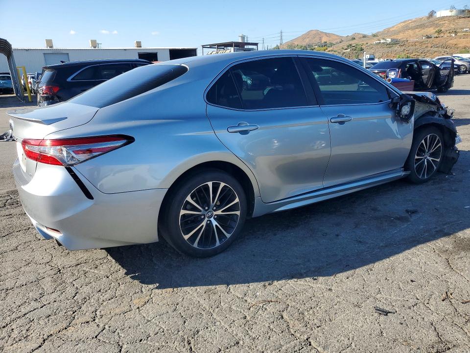 Aukcja sprzedaży 2018 Toyota Camry, vin: 4T1B11HK8JU577009, numer aukcji: 49860336