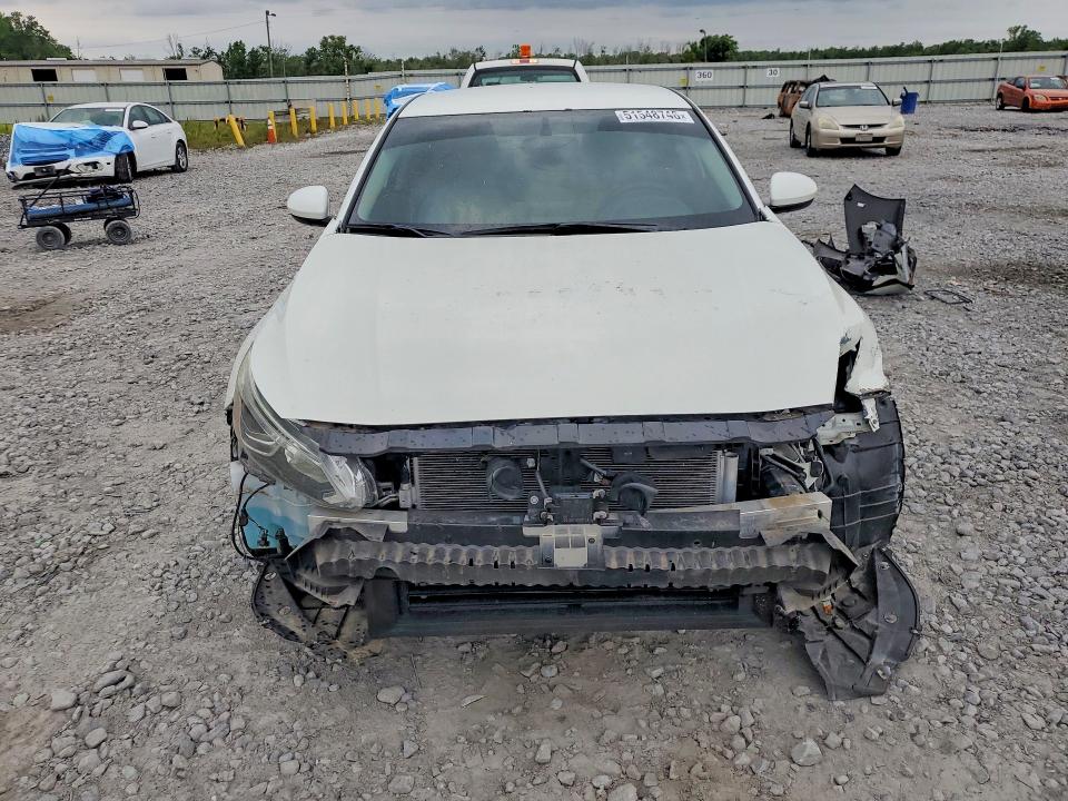 51548746 :رقم المزاد ، 1N4BL4BV5KC255394 vin ، 2019 Nissan Altima مزاد بيع