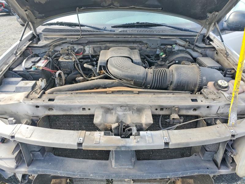 Продажа на аукционе авто 2000 Ford Expedition, vin: 1FMRU1565YLB86008, номер лота: 49601706